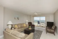 Breathtaking Oceanfront Condo with Stunning  Panoramic Views. - Private Pools