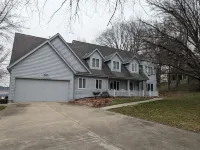 Beautiful Family Home on Quiet Lake Ashippun