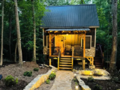“The Shack” on Farmers Creek. Tree house  Tiny house