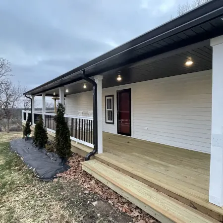 Coco Brothers’ Farmhouse