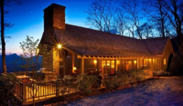 Upscale Cottage with Ultra Privacy and Spectacular View