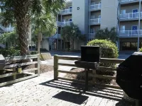 "Barefoot Paradise," Unobstructed Oceanfront, Linens, Heated pool, Modern Decor Отели в г. Индиан Бич