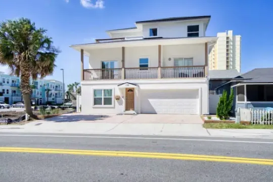 Ocean Seaside Escape A