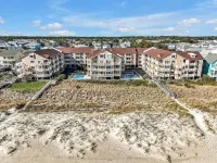 Beachside Breeze Condo w/pool and private beach access