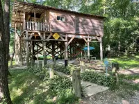 Papa Bears Cozy Cabin at Up The Creek