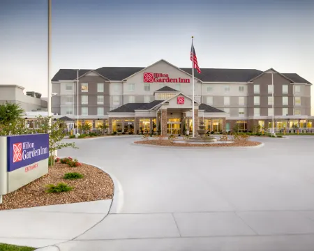 Hilton Garden Inn Salina Hotels in Salina