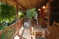 Sleepy Creek-Antique Log Cabin/4 Acre/Bold Stream/Near Boone and BR Pkwy/Firepit