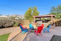 Clean & Renovated w\ hot tub, game room, firepit, & more!
