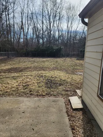 Beautiful creekside home near UIUC Отели в г. Шампейн