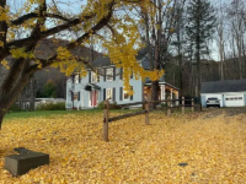 Inviting, Cozy Catskills Home - Primed for Fall!