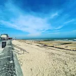 2 bedroom apartment - 50m from the sea - residence parking