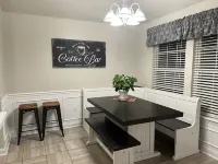 Hot tub, fire pit, great outdoor space, by Coler bike trails, Bentonville Square