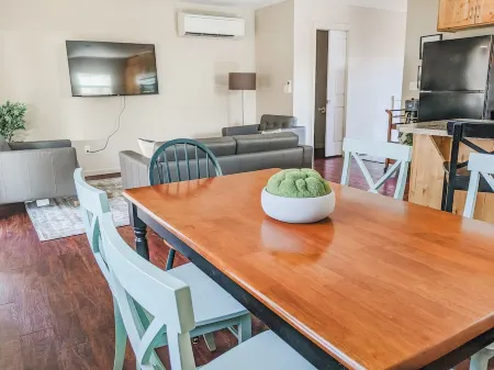 Heart of Philomath comfortable modern house 10 minutes to OSU