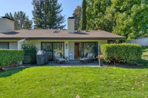 Stunning View Silverado  2 Bd  Condo on Golf Course w/ Pool