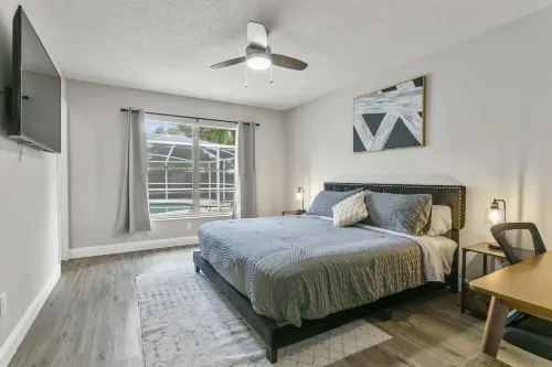 NEWLY LARGE HEATED POOL Modern home  Ace Location Tampa Oasis - SEE 3D Tour