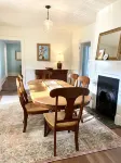 The Jones House: 5 Min to Vir, Historic 4-Bedroom Home
