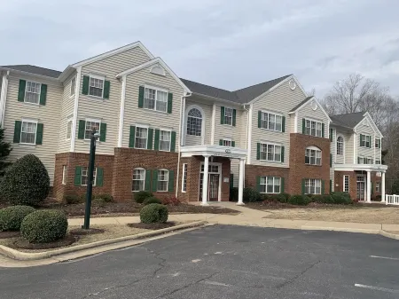 Great 4BDR/4BA combined unit sleeps 12 in Williamsburg, VA