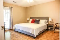 Comfy Townhouse near CASINOS, centrally located
