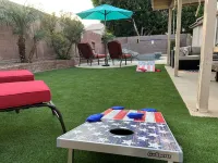 On HGTV Show House Hunters! Heated Pool! Family & Dog friendly, Prime location!