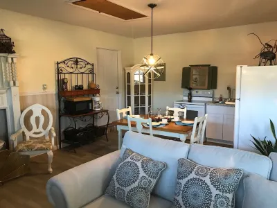 Private Cozy Studio in Navarre FL