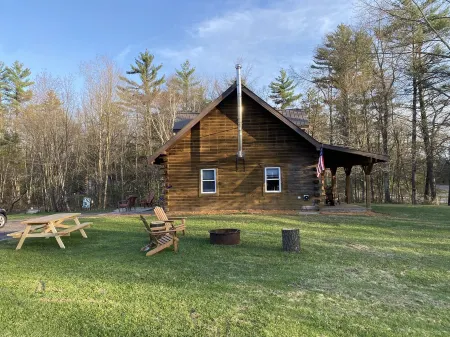 Halls Creek Retreat! Hatfield/Merrillan, WI