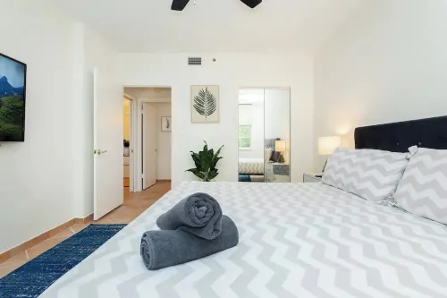 Stylish apartment in Aventura Hotels in Aventura