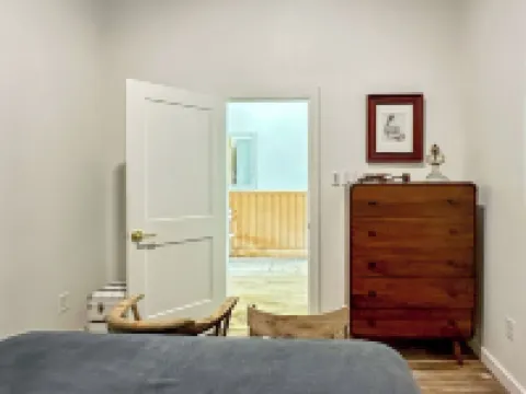 2E Historic Square View