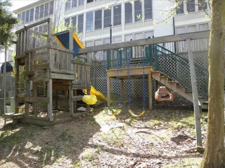 Spacious Condo with No Stairs - 3 Bedrooms/3 Bathrooms - King Beds - Sleeps 7