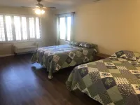 Spacious & Comfortable Home, Water Access Near Beach, Restaurants & Hampton Univ