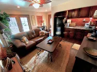 Cozy Casita, overlooking Senoran Desert Reserve, Cave Creek
