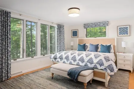 The Great Escape - Picturesque Sebago Lake