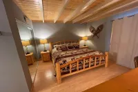 Pine Haven - 2 bed, 2 bath -  sleeps 6