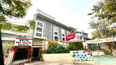 Hotel Dev Palace