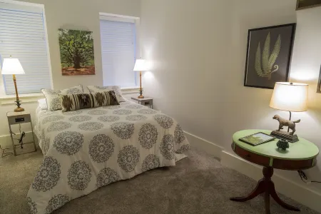 Waterfront Apartment - Downstairs Unit