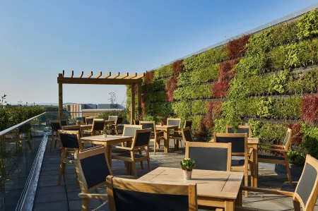 Courtyard Oxford City Centre