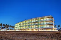 Pier South Resort, Autograph Collection