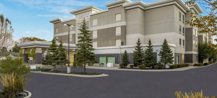 Homewood Suites by Hilton Winnipeg Airport-Polo Park Hotels in Winnipeg