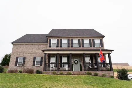 Spacious & Modern Home only 50 mls from Smoky Mtns Отели рядом с достопримечательностью «West Knoxville Pediatrics»