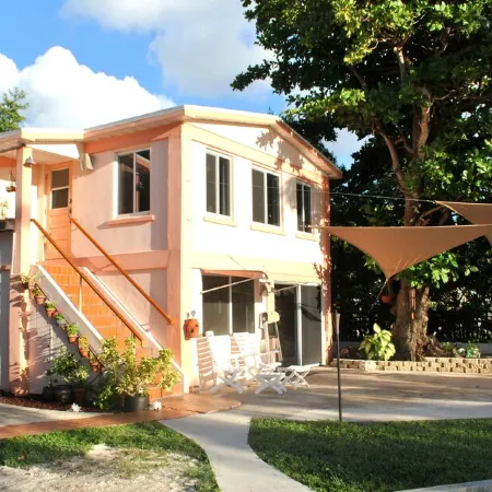 Waterfront Luxury Living Inside & Out, Gulf View, on the Water!!
