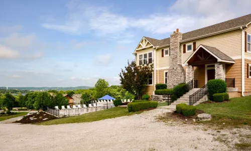 Elite Escape-2 POOLS, Splash Pad, PoolTable, Hot Tub, Patio w/Fire Pit+Fireplace