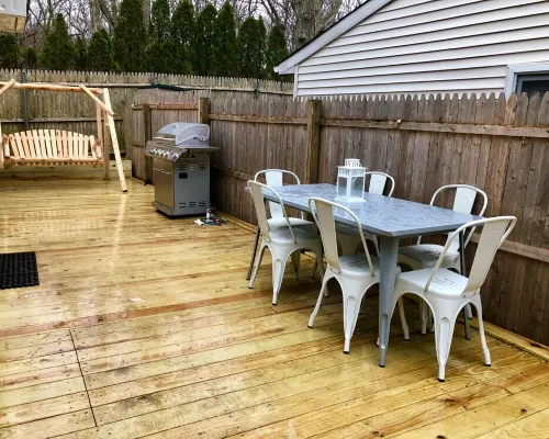 Renovated Cozy Chic North Fork Cottage, steps away from the Beach & Wine Trail!! Hotels in Riverhead