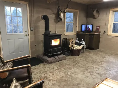 Family Friendly Cabin on the Clarion River!