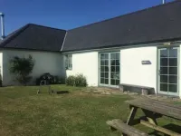 Country retreat on Anglesey, North Wales. Các khách sạn ở 