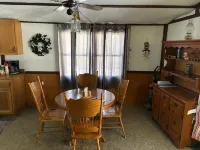 Ohio Cabin near Amish Country Pro Football HOF Hiking trails Near lake Fire Pit.