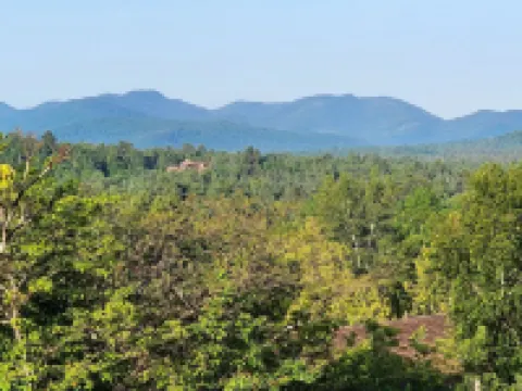 Awesome mountain view with private patio, Fantastic location right on Main St.