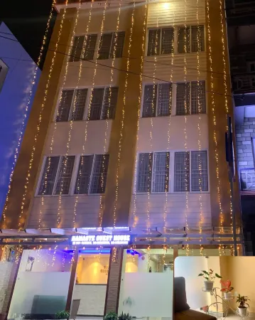 namaste guest house Отели рядом с достопримечательностью «Deurali»