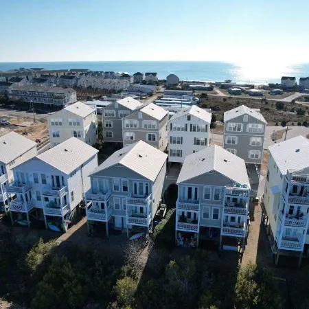 As seen on HGTV's HOUSE HUNTERS in 2023!!  Stunning Views - Steps to the Beach