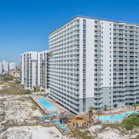 Highrise Oceanview Condominium on Pelican Beach