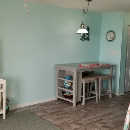 Sea-breezin' - Beachfront Condo