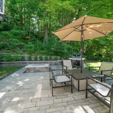 AMAZING NEWER HOME WITH LAKE VIEWS, steps away from shops and restaurants.